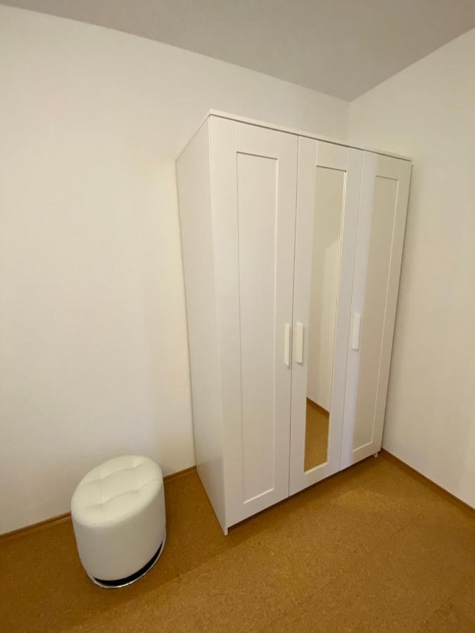 Elviras Apartment Singen Quarto foto